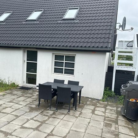 2 Bedroom Apartment Near The Sea Tisvildeleje Exterior photo